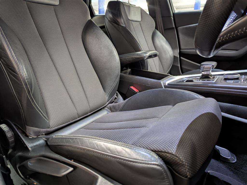 <p>2017 AUDI A4 S LINE TDI S-A</p>