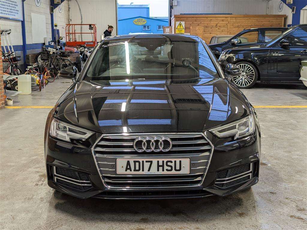 <p>2017 AUDI A4 S LINE TDI S-A</p>