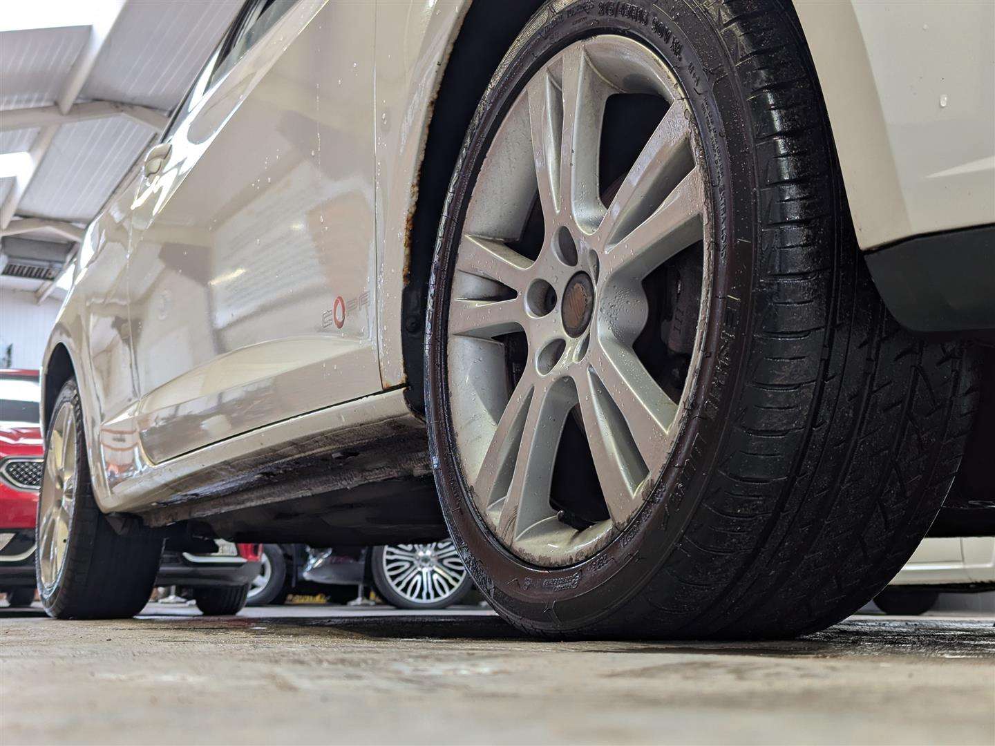 <p>2011 SEAT IBIZA SE COPA</p>