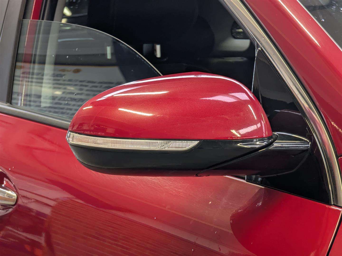 <p>2017 KIA NIRO 2 S-A</p>