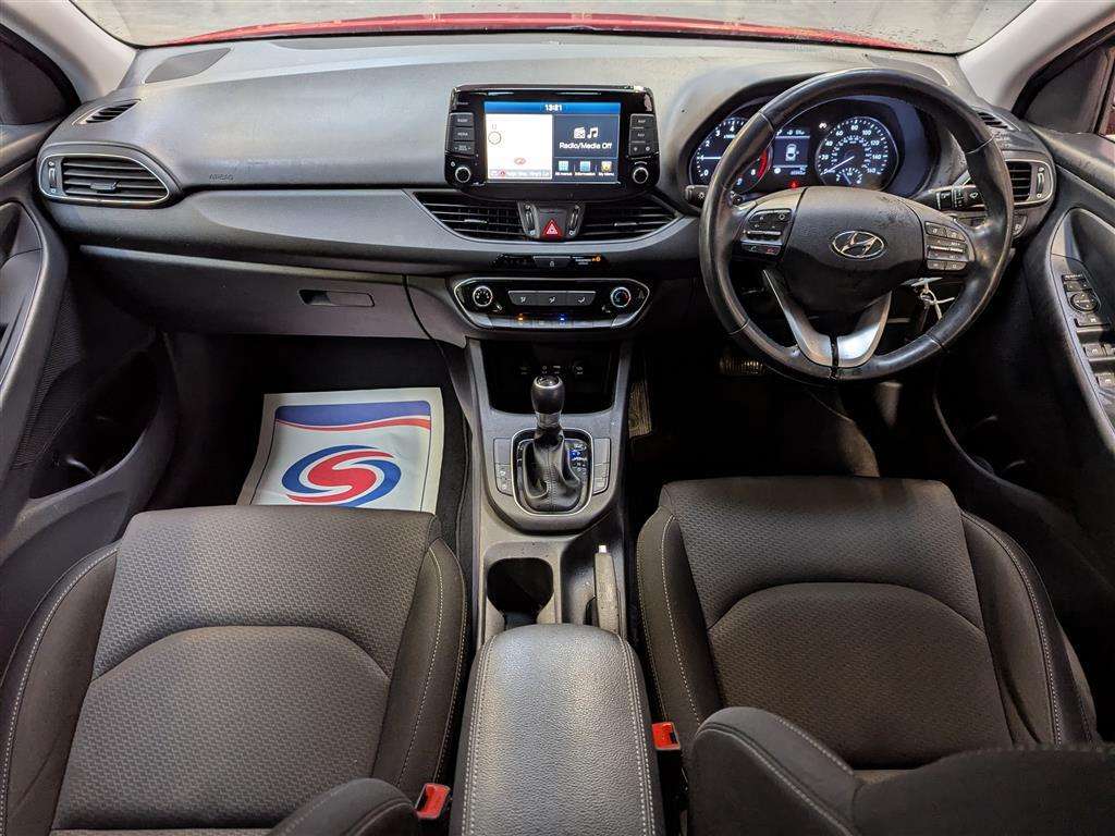 <p>2019 HYUNDAI I30 SE NAV S-A</p>