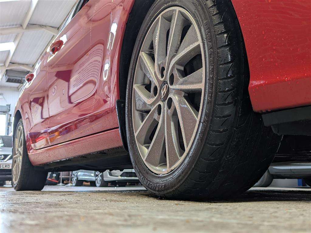 <p>2019 HYUNDAI I30 SE NAV S-A</p>