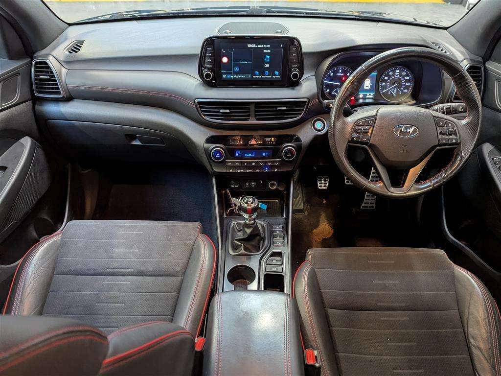 <p>2020 HYUNDAI TUCSON N LNE 48V MHEV CRD</p>