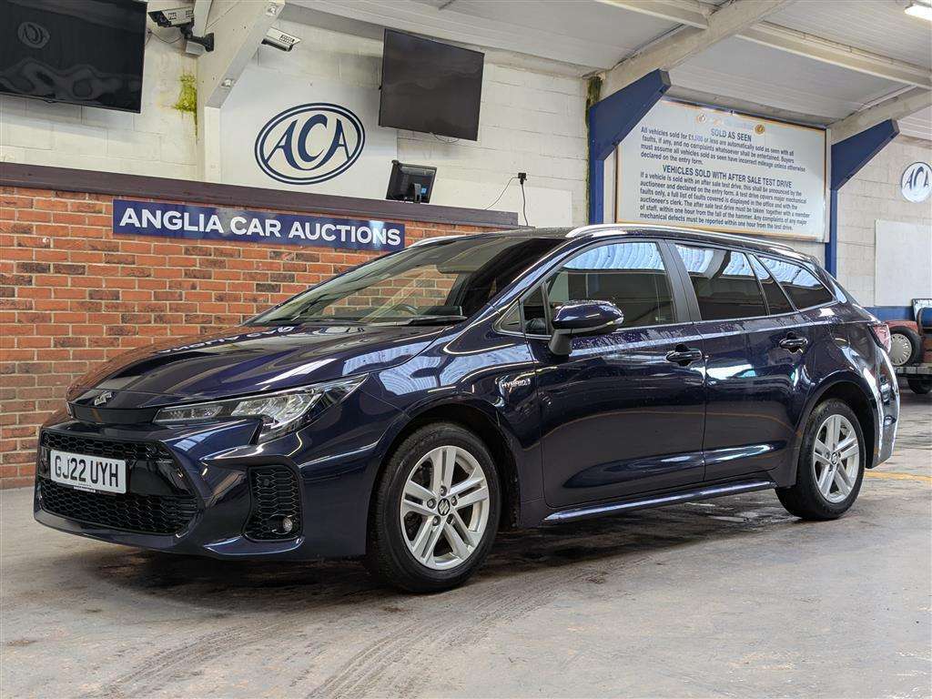 <p>2022 SUZUKI SWACE SZ-T HEV CVT</p>