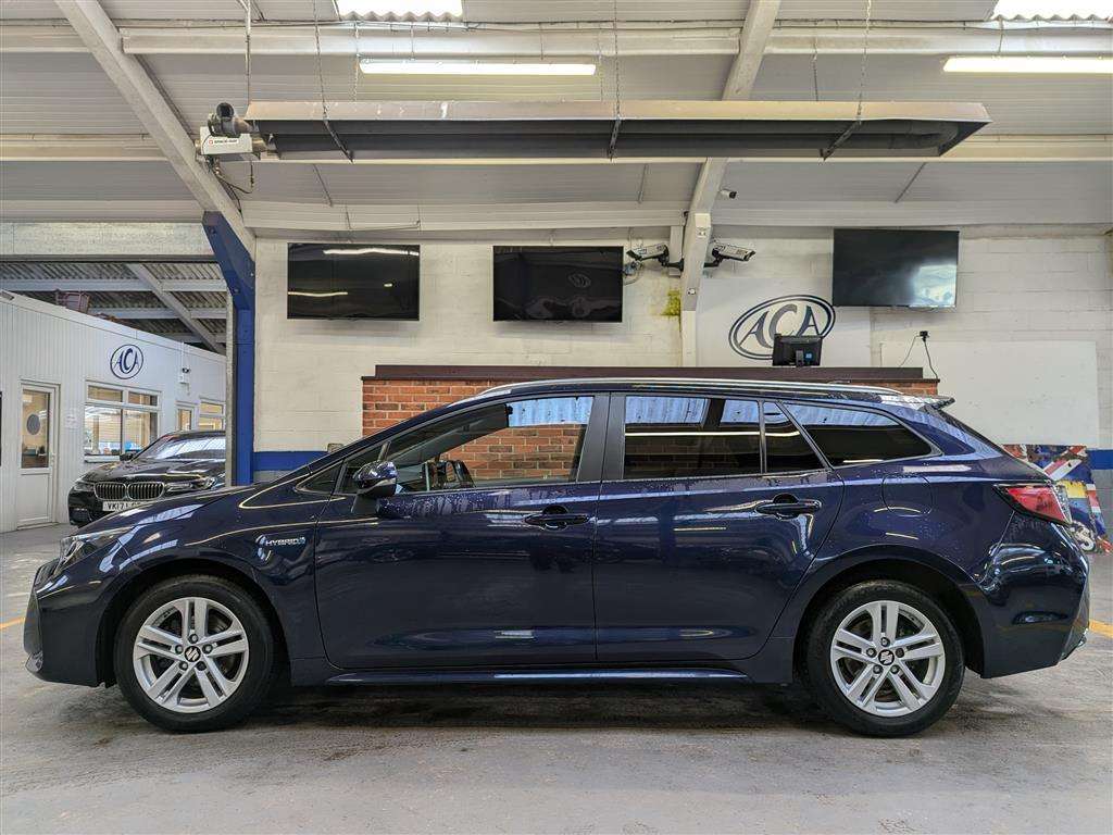 <p>2022 SUZUKI SWACE SZ-T HEV CVT</p>