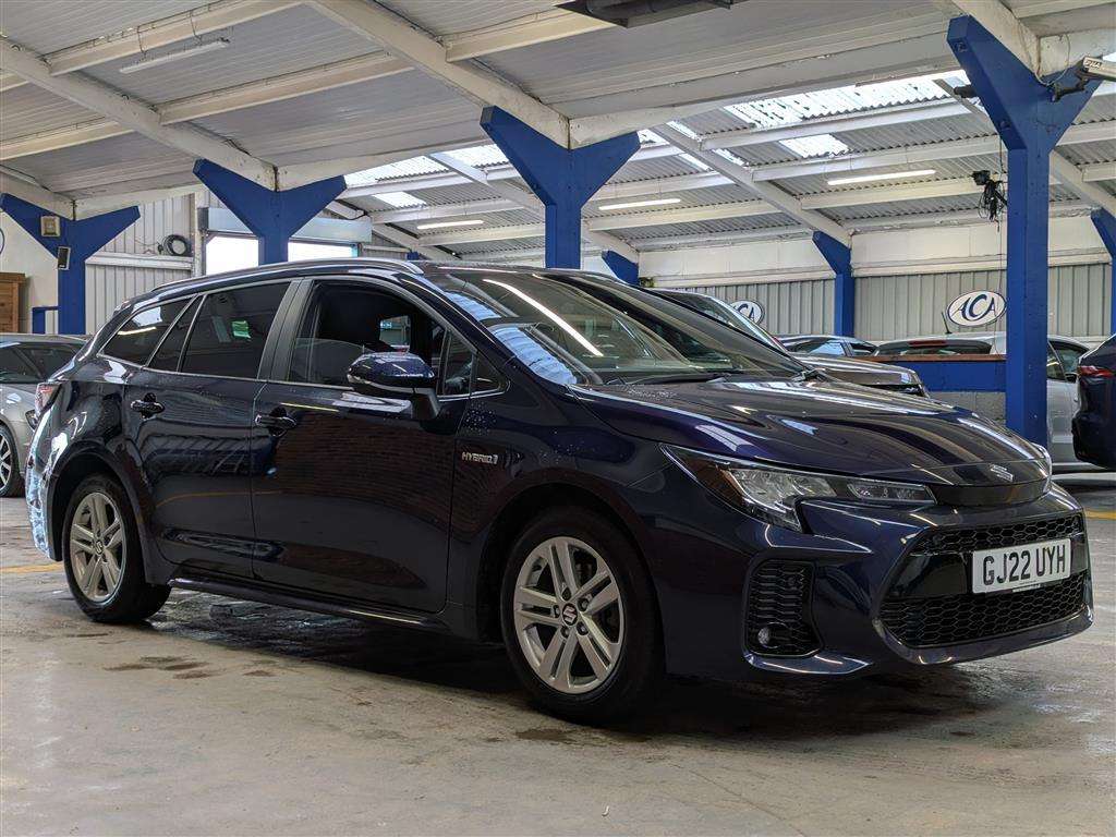 <p>2022 SUZUKI SWACE SZ-T HEV CVT</p>