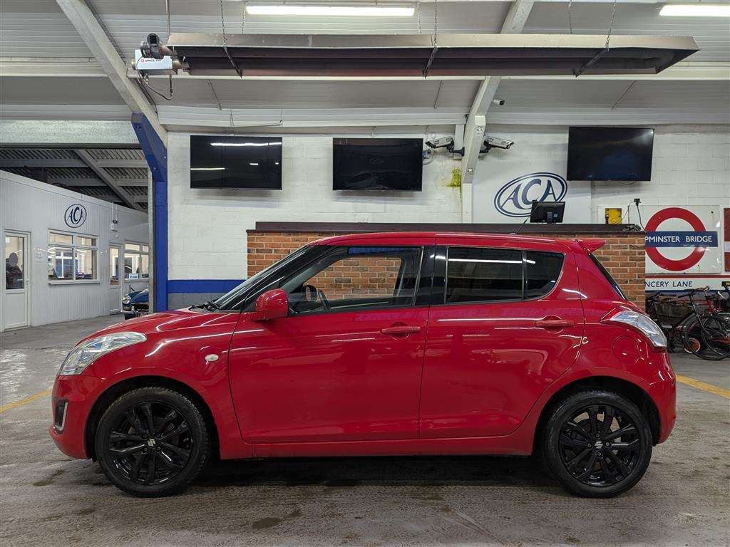 <p>2016 SUZUKI SWIFT SZ-L</p>