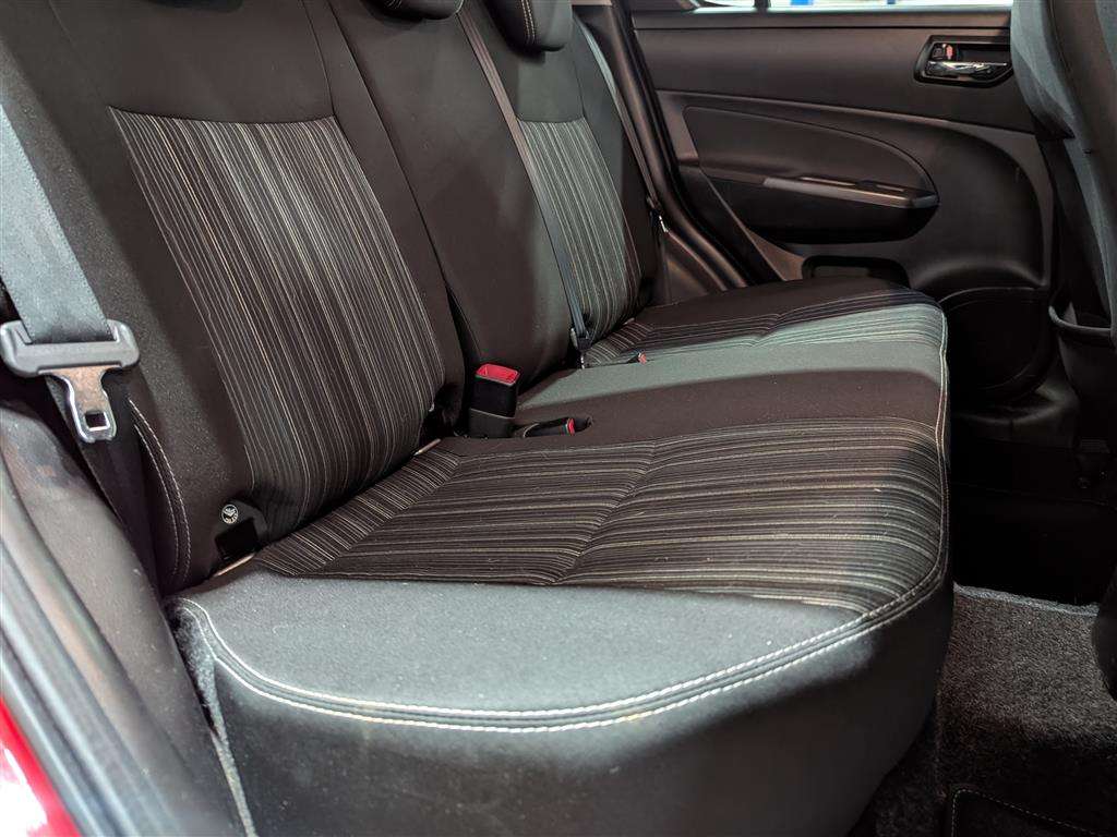 <p>2016 SUZUKI SWIFT SZ-L</p>