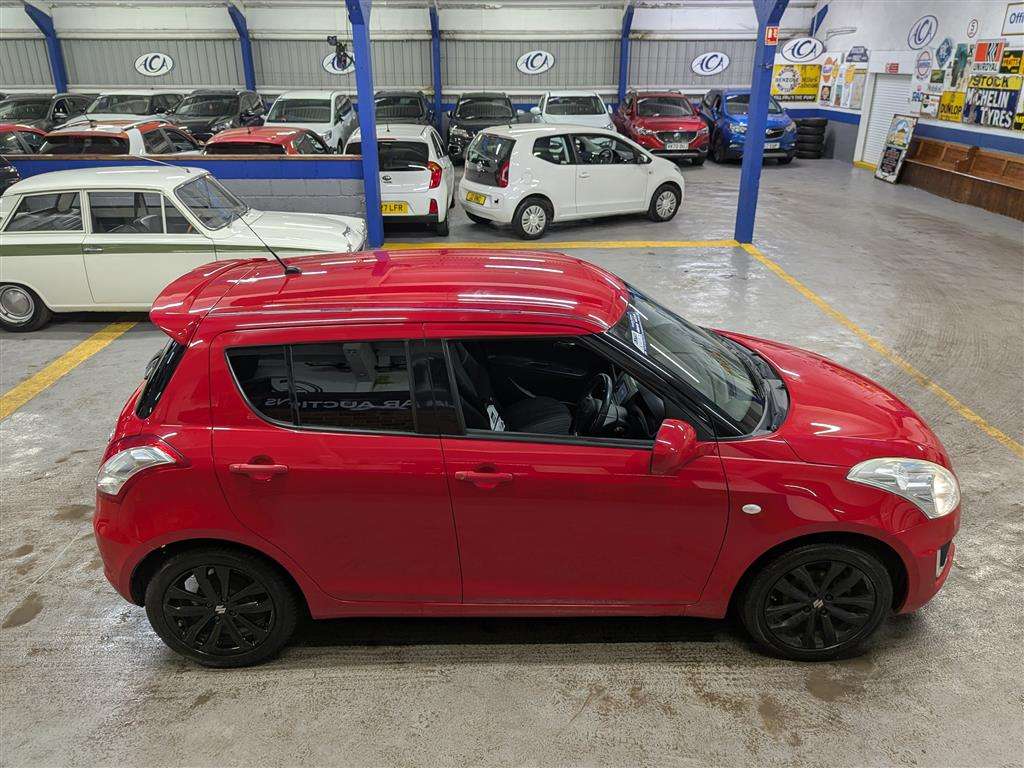 <p>2016 SUZUKI SWIFT SZ-L</p>