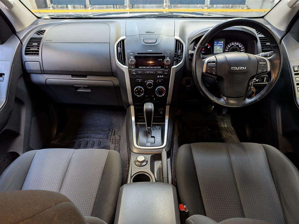 <p>2012 ISUZU D-MAX YUKON D/C INTCOOLER</p>