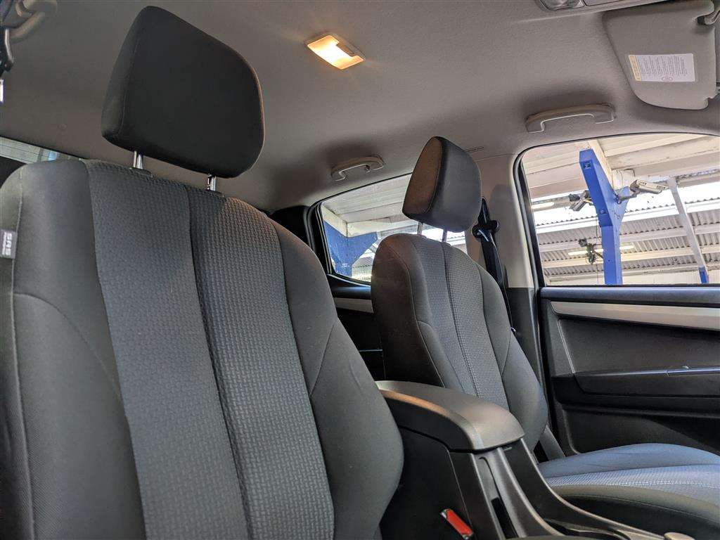 <p>2012 ISUZU D-MAX YUKON D/C INTCOOLER</p>