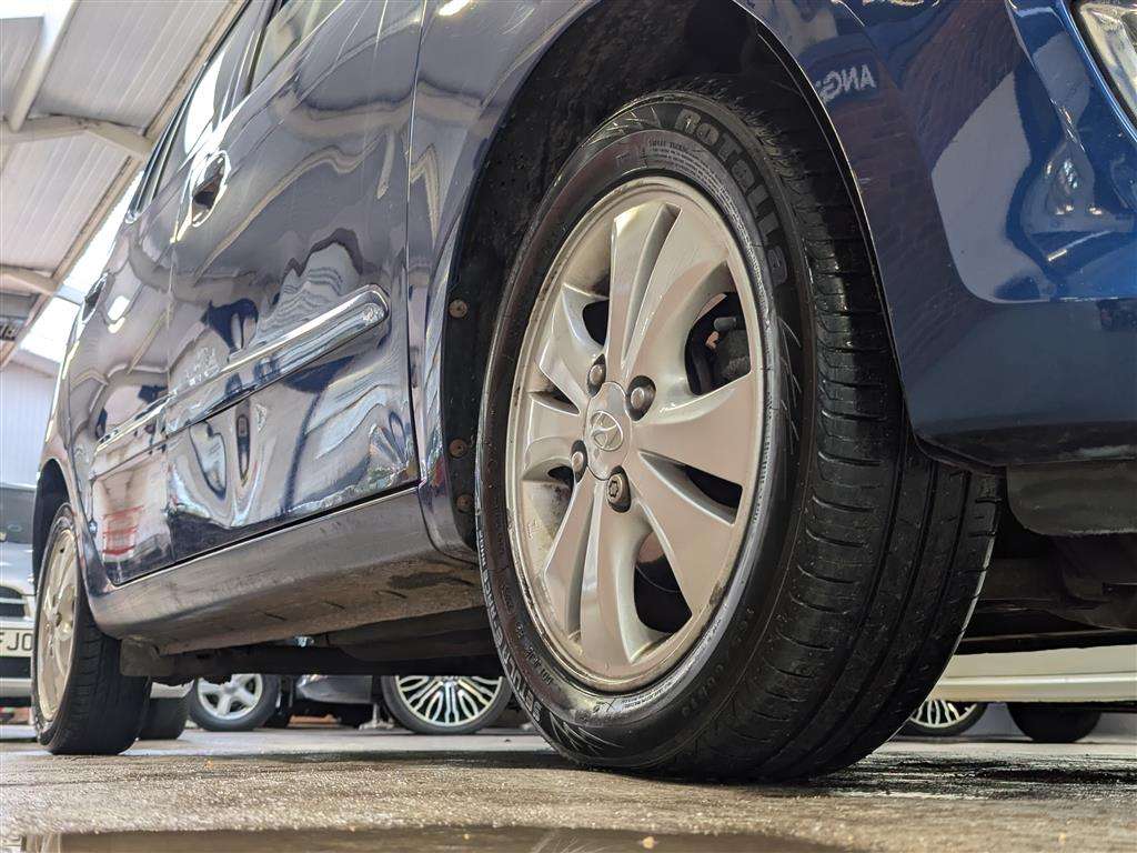 <p>2012 HYUNDAI I10 ACTIVE</p>