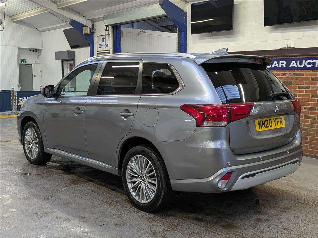 <p>2020 MITSUBISHI OUTLANDER EXCD SAFETY PHE</p>