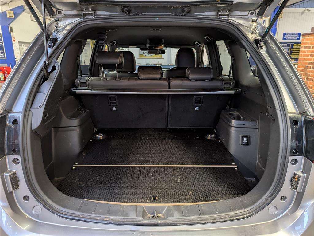 <p>2020 MITSUBISHI OUTLANDER EXCD SAFETY PHE</p>