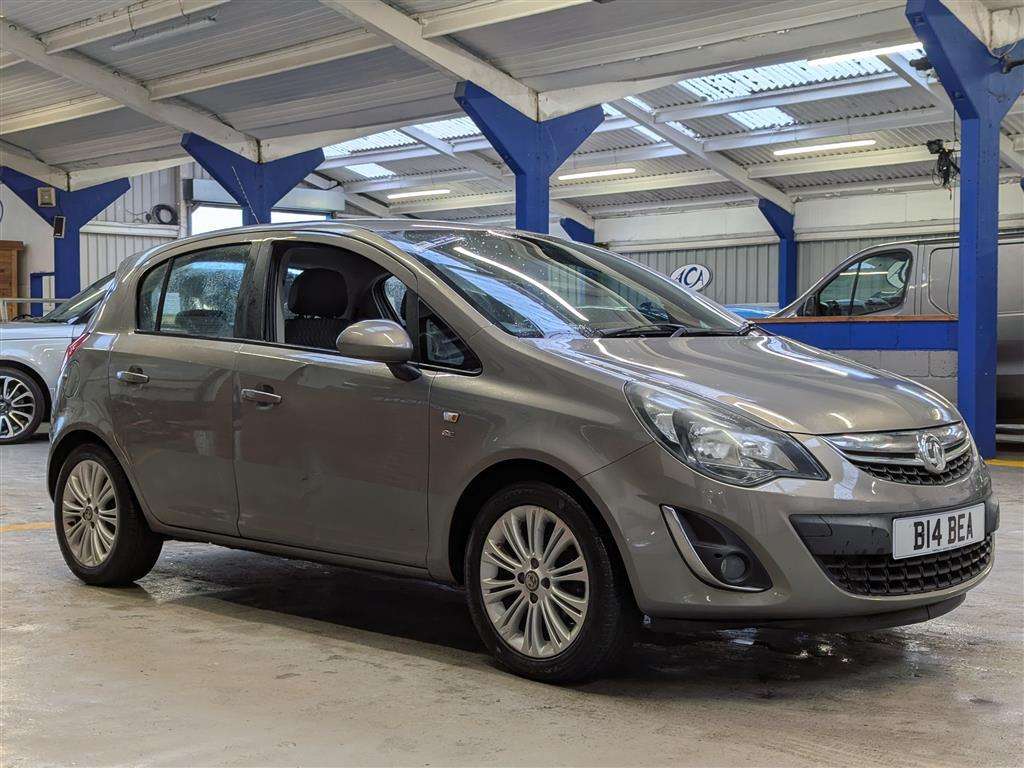 <p>2014 VAUXHALL CORSA SE</p>