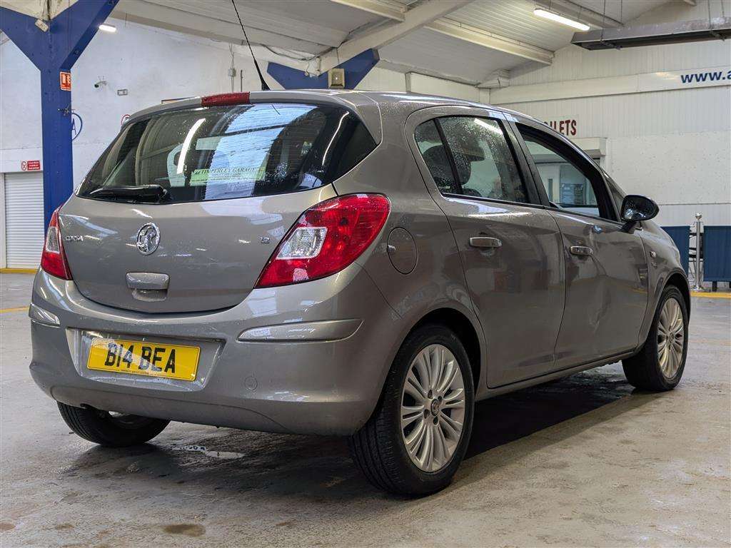 <p>2014 VAUXHALL CORSA SE</p>