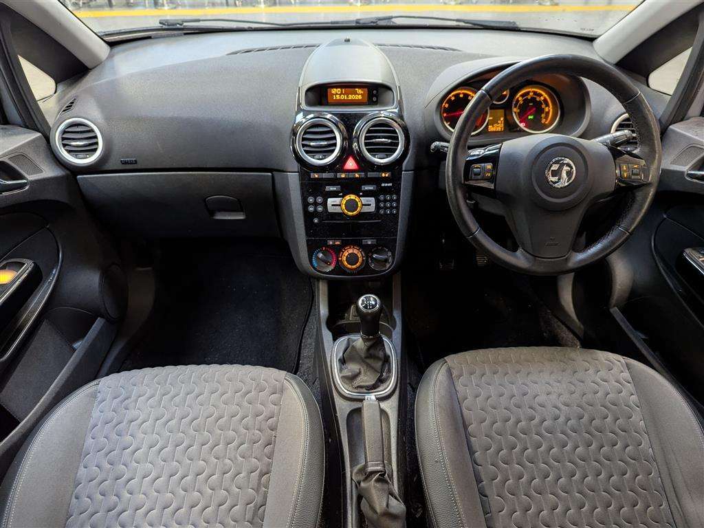 <p>2014 VAUXHALL CORSA SE</p>