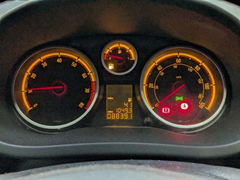 <p>2014 VAUXHALL CORSA SE</p>