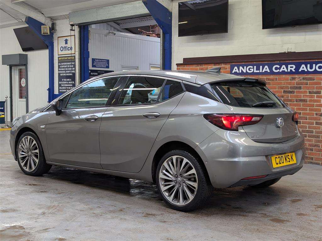 <p>2016 VAUXHALL ASTRA SRI NAV CDTI S/S</p>