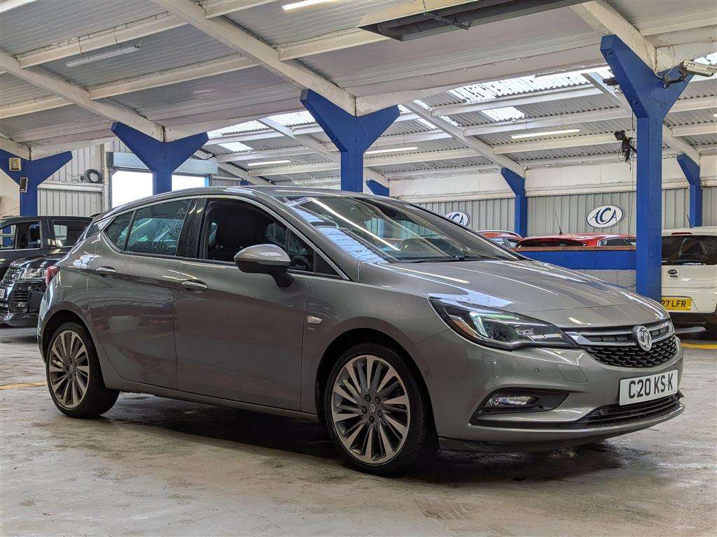 <p>2016 VAUXHALL ASTRA SRI NAV CDTI S/S</p>