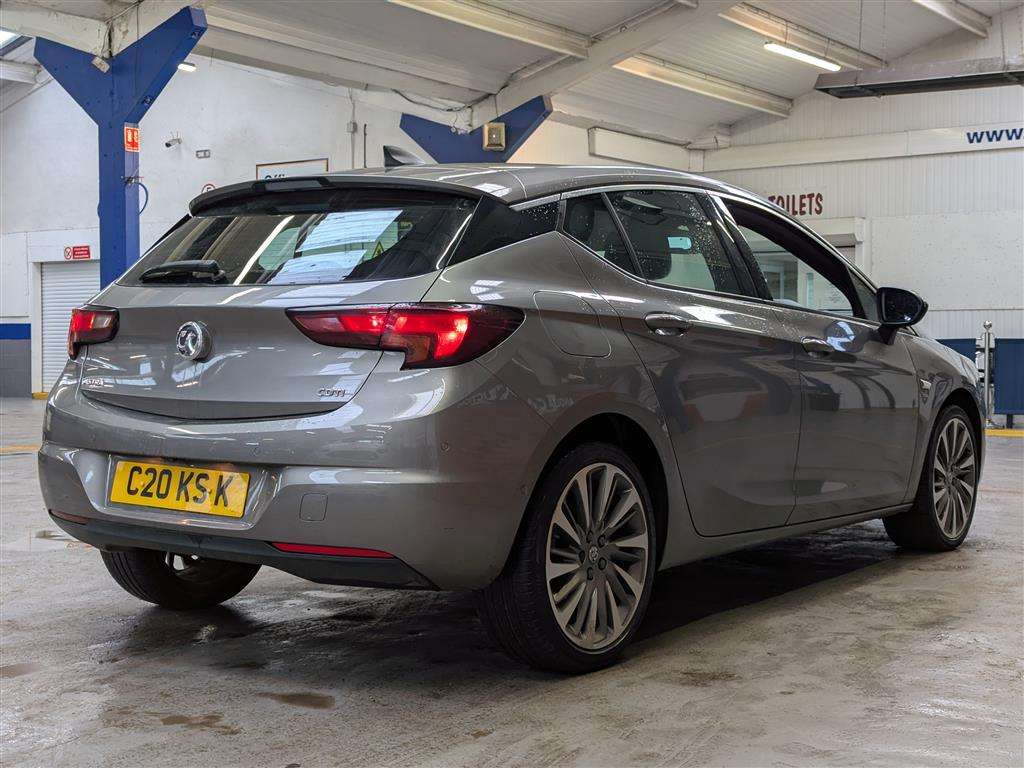 <p>2016 VAUXHALL ASTRA SRI NAV CDTI S/S</p>