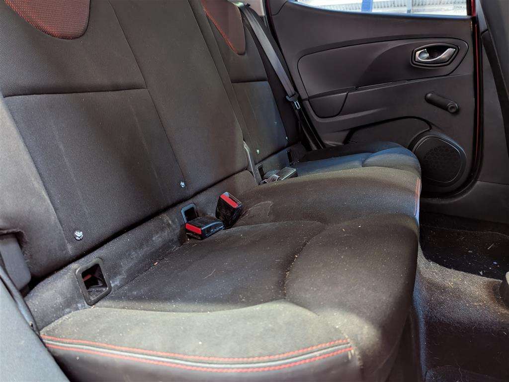 <p>2016 RENAULT CLIO DYNAMIQUE NAV 16V</p>