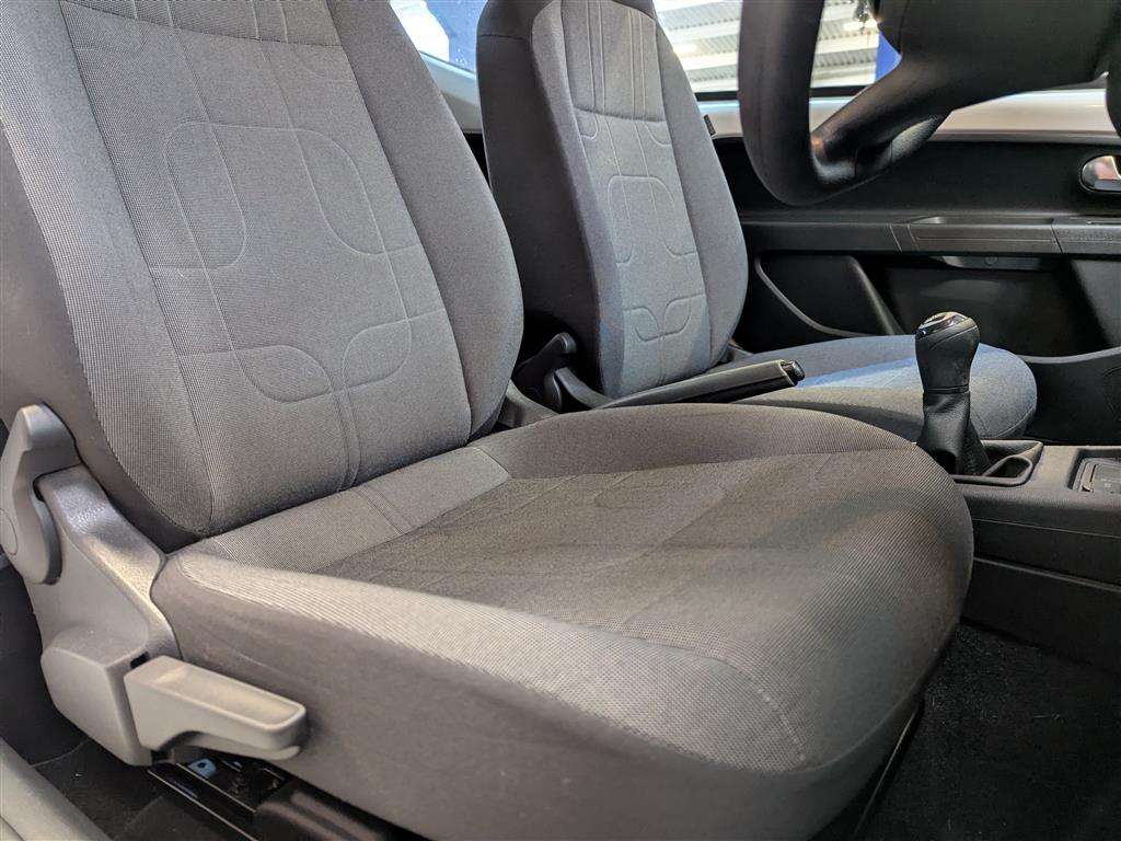 <p>2015 VOLKSWAGEN MOVE UP</p>