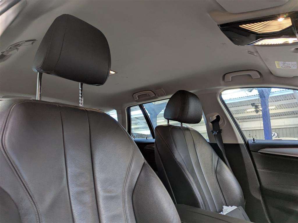 <p>2018 BMW 520D SE AUTO</p>