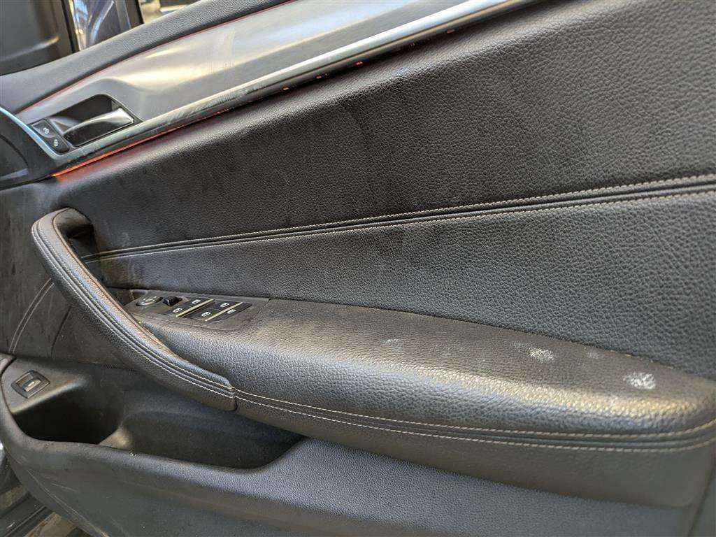 <p>2018 BMW 520D SE AUTO</p>