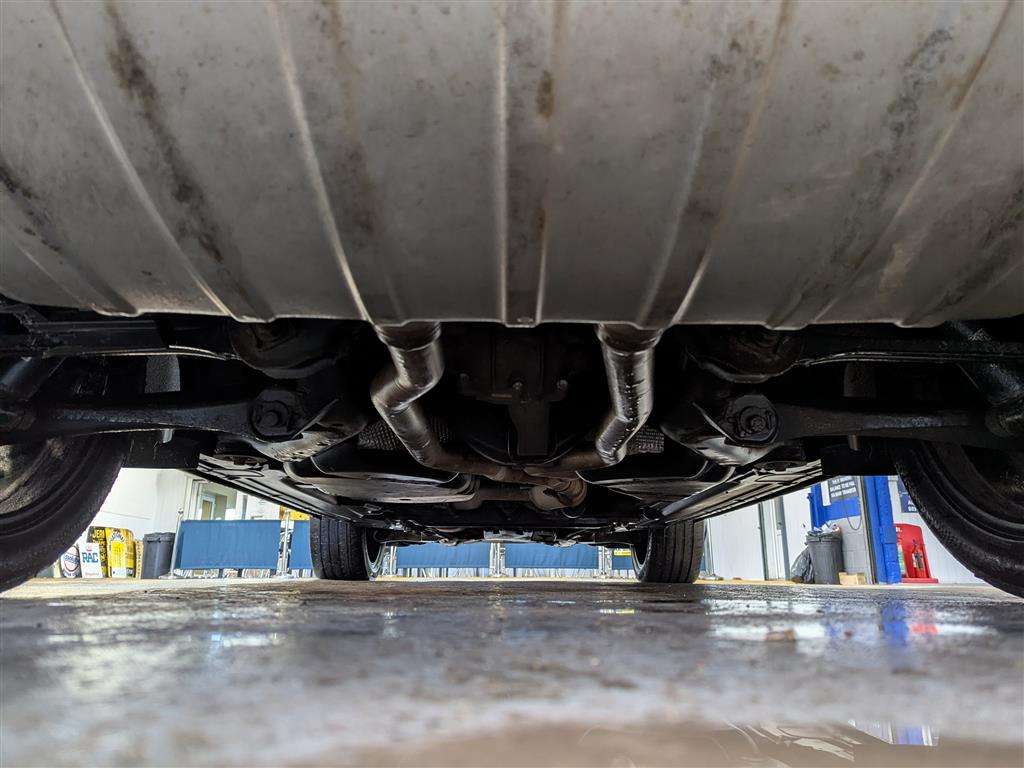 <p>2015 VOLKSWAGEN TOUAREG V6 R-LINE TDI BMT</p>