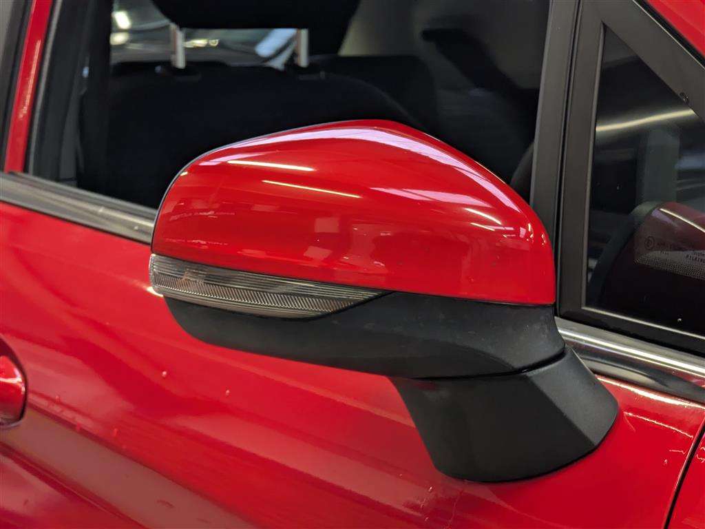 <p>2017 FORD FIESTA ZETEC</p>