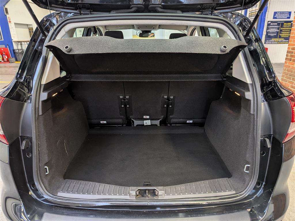 <p>2016 FORD C-MAX ZETEC TDCI</p>