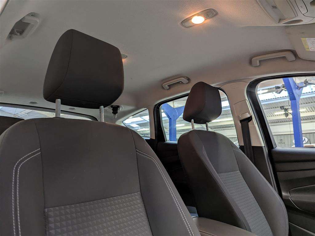 <p>2016 FORD C-MAX ZETEC TDCI</p>