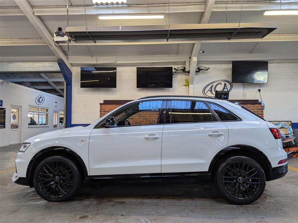 <p>2017 AUDI Q3 S LINE BLACK ED TDI QU</p>