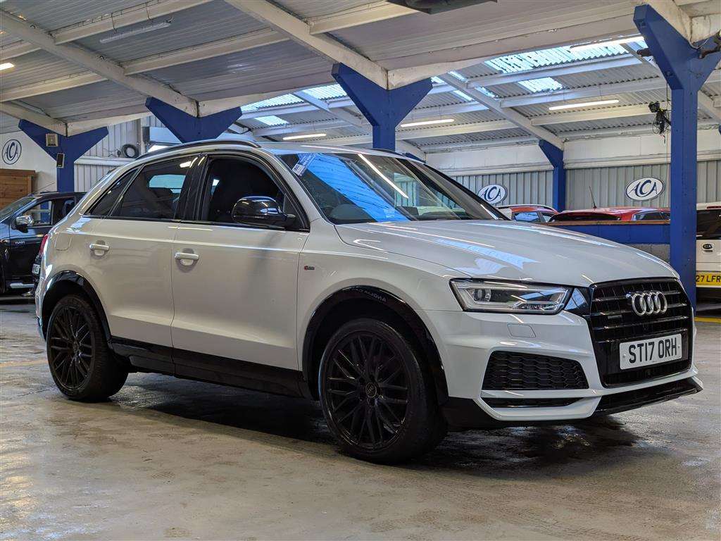 <p>2017 AUDI Q3 S LINE BLACK ED TDI QU</p>