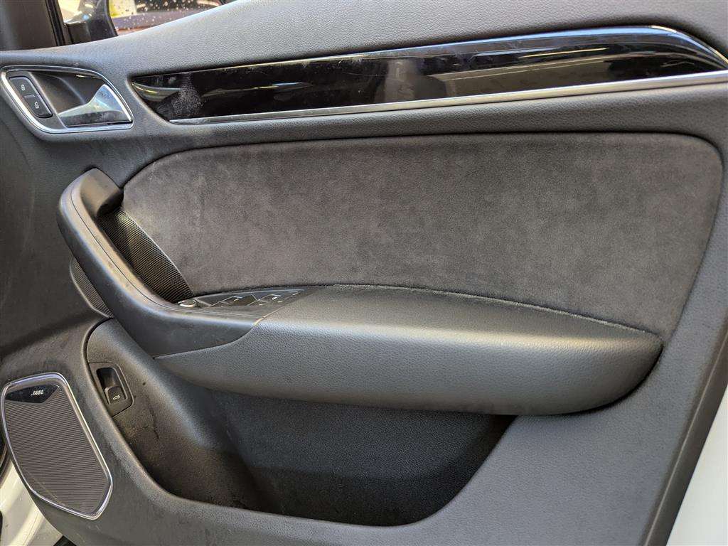 <p>2017 AUDI Q3 S LINE BLACK ED TDI QU</p>