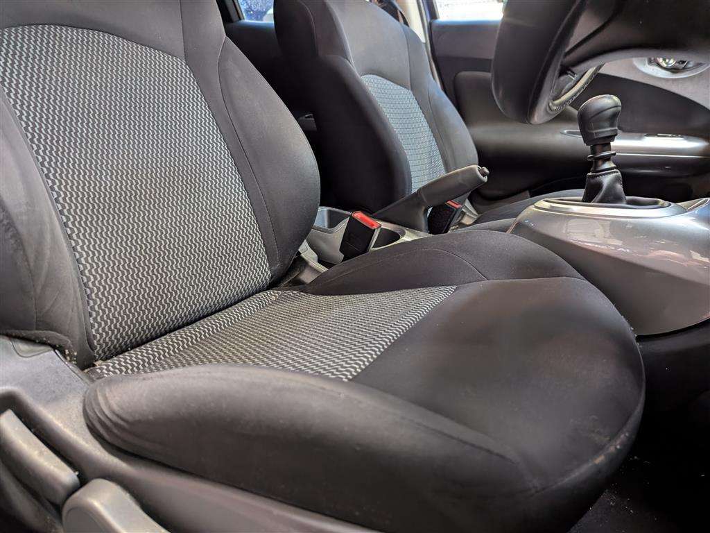 <p>2016 NISSAN JUKE ACENTA DIG-T</p>