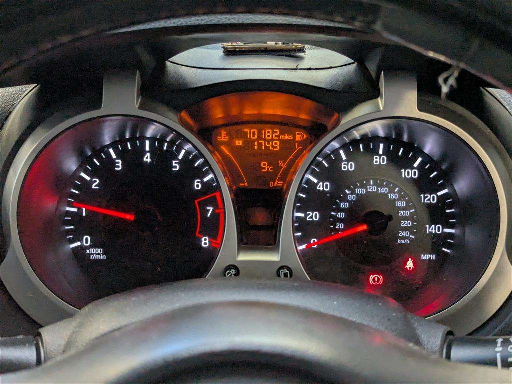 <p>2016 NISSAN JUKE ACENTA DIG-T</p>