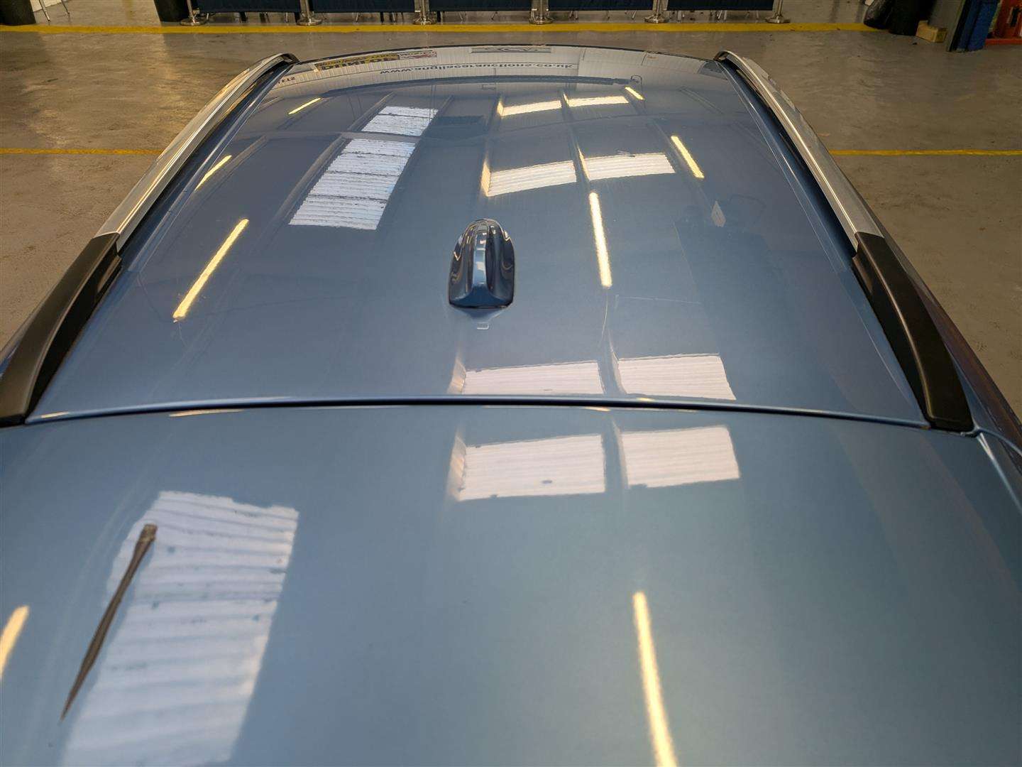 <p>2015 VOLVO V40 CROSS COUNTRY LUX D2</p>