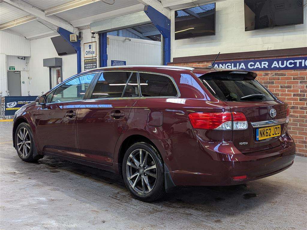 <p>2013 TOYOTA AVENSIS TR D-4D</p>