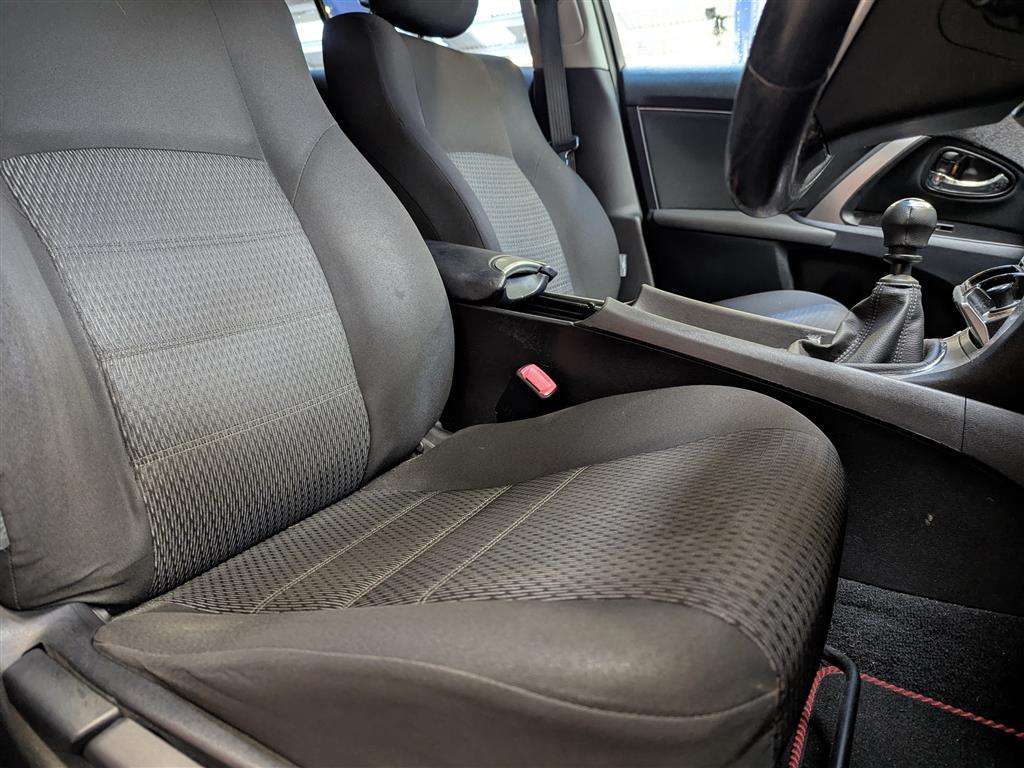 <p>2013 TOYOTA AVENSIS TR D-4D</p>