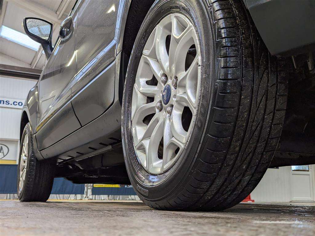 <p>2017 FORD ECOSPORT ZETEC TDCI</p>