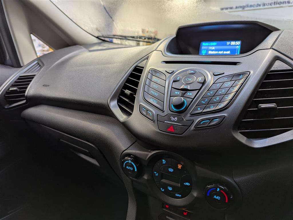 <p>2017 FORD ECOSPORT ZETEC TDCI</p>