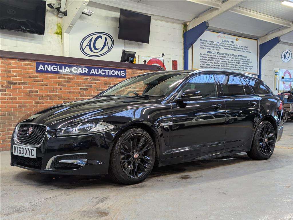 <p>2014 JAGUAR XF R-SPORT V6 D AUTO</p>