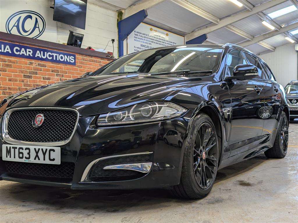 <p>2014 JAGUAR XF R-SPORT V6 D AUTO</p>