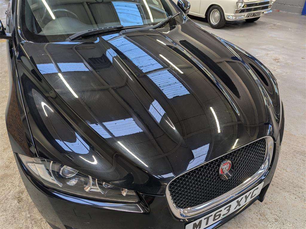 <p>2014 JAGUAR XF R-SPORT V6 D AUTO</p>