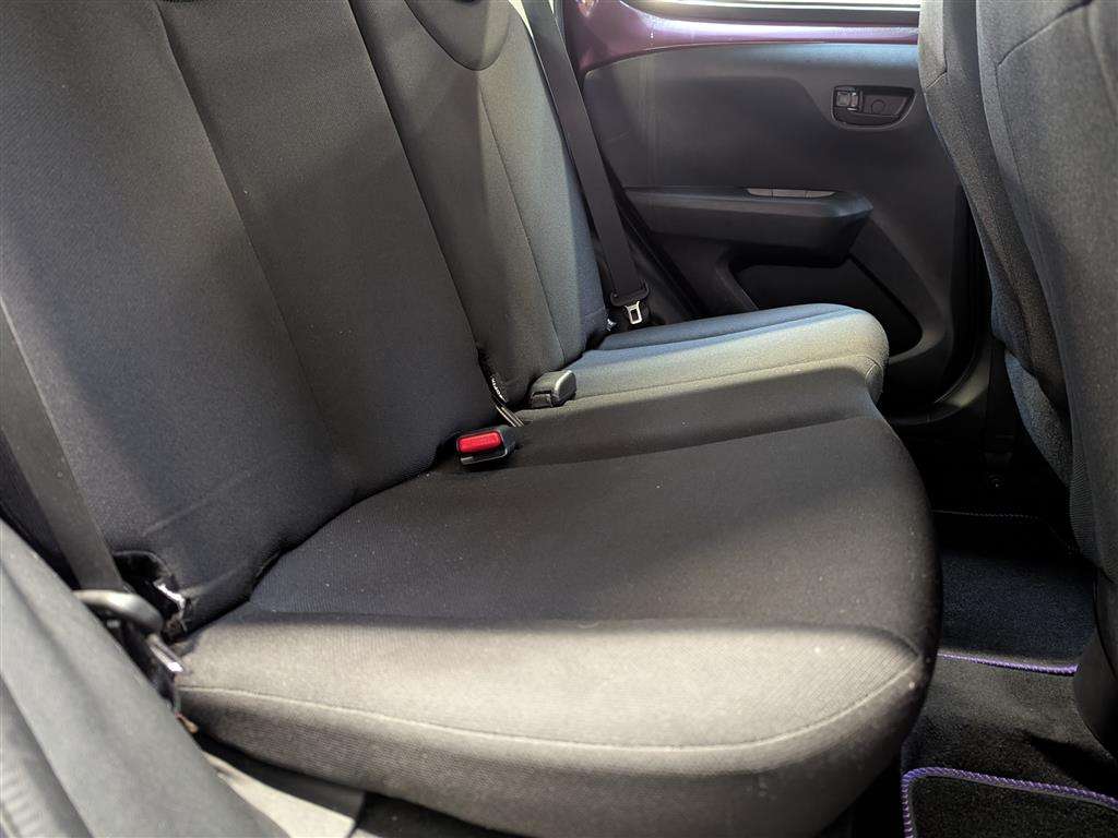 <p>2015 PEUGEOT 108 ACTIVE S-A</p>