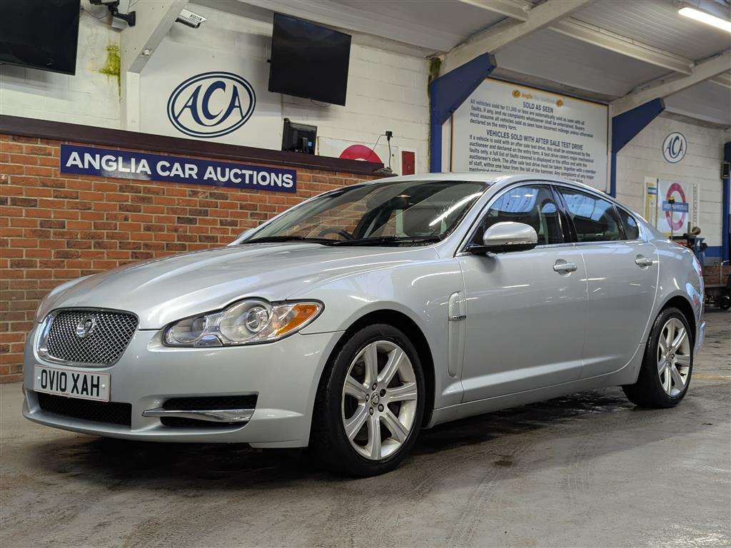 <p>2010 JAGUAR XF LUXURY V6 AUTO</p>
