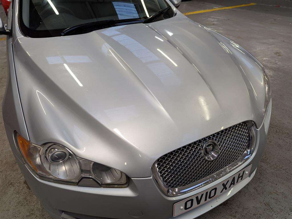 <p>2010 JAGUAR XF LUXURY V6 AUTO</p>
