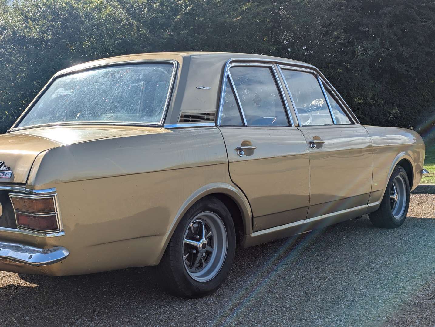 <p>1970 FORD CORTINA 1600E</p>